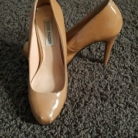 Steve Madden Platform Heels - Picture 2 of 5